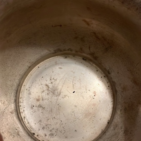 Vintage bath and bodyworks Gold metal Japanese cherry blossom bowl. - Picture 8 of 8